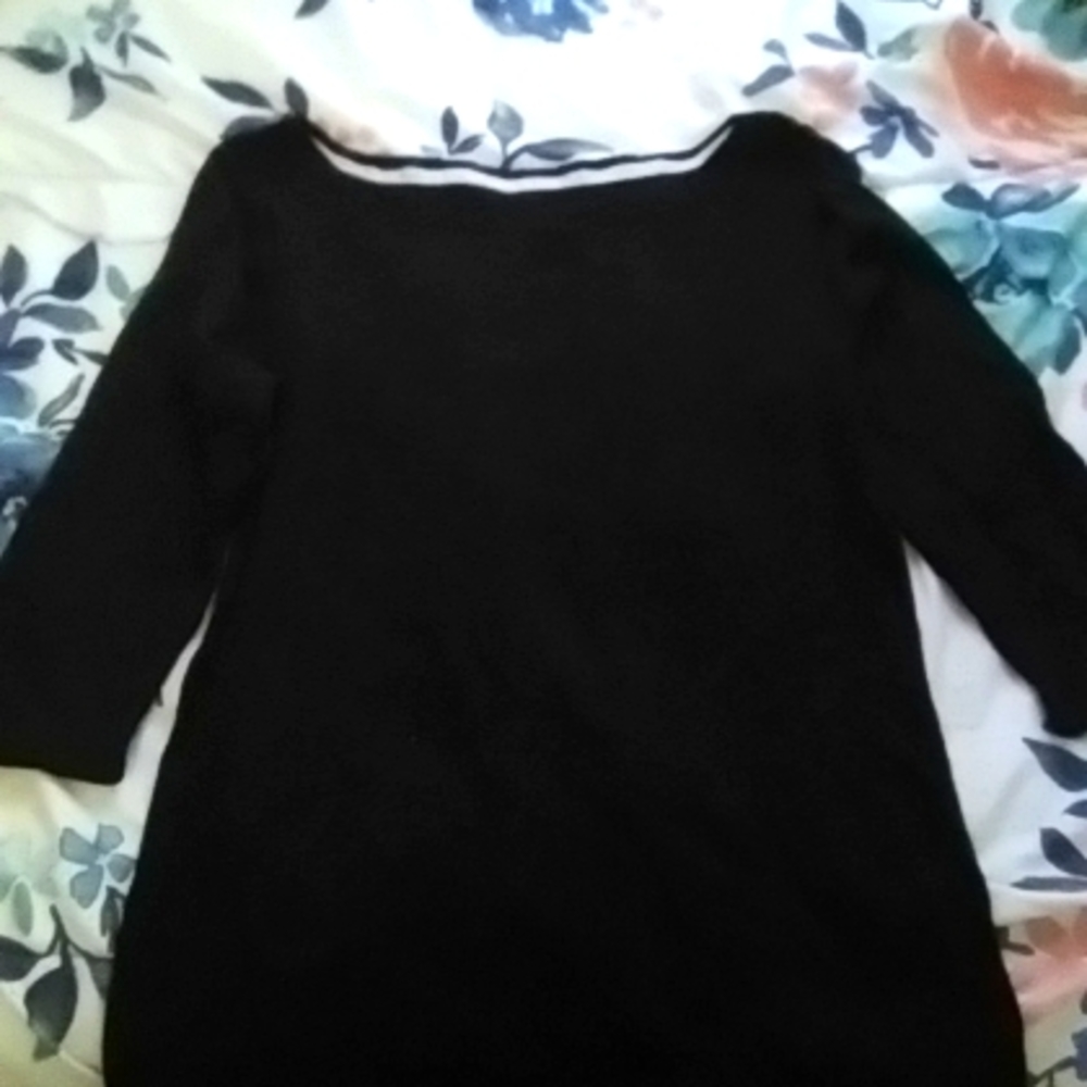 Black shirt